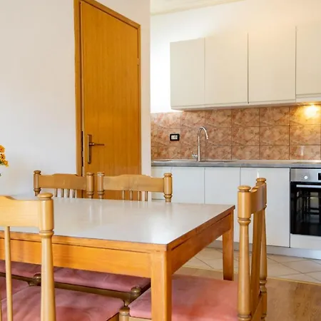 Apartment Rajska Plaza Lopar