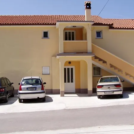 Rajska Plaza Apartament *