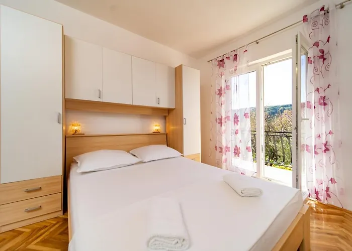 Apartment Rajska Plaza Lopar