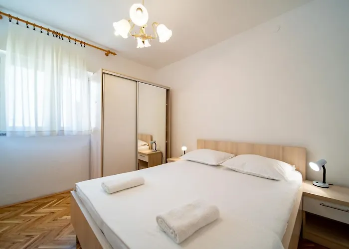 Rajska Plaza Apartment *